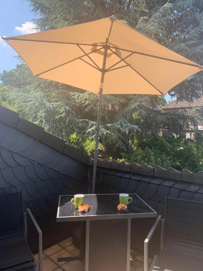 Ruhige Wohnung An Der Uni Düsseldorf Exterior foto